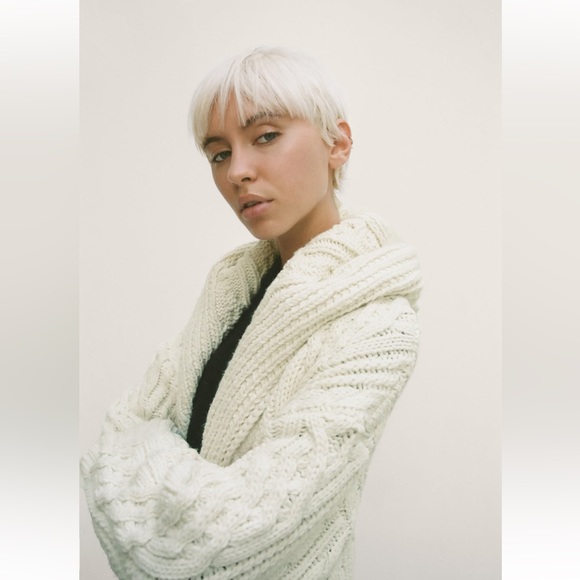 UPDATE- ITEM WILL BE NO LONGER BE HERE  2/9 ZARA LONG CABLE KNIT COAT - Picture 2 of 4